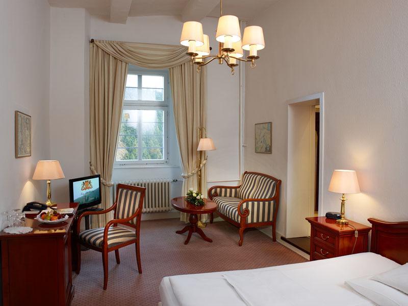 Hotel Und Restaurant Burg Schnellenberg Attendorn Luaran gambar
