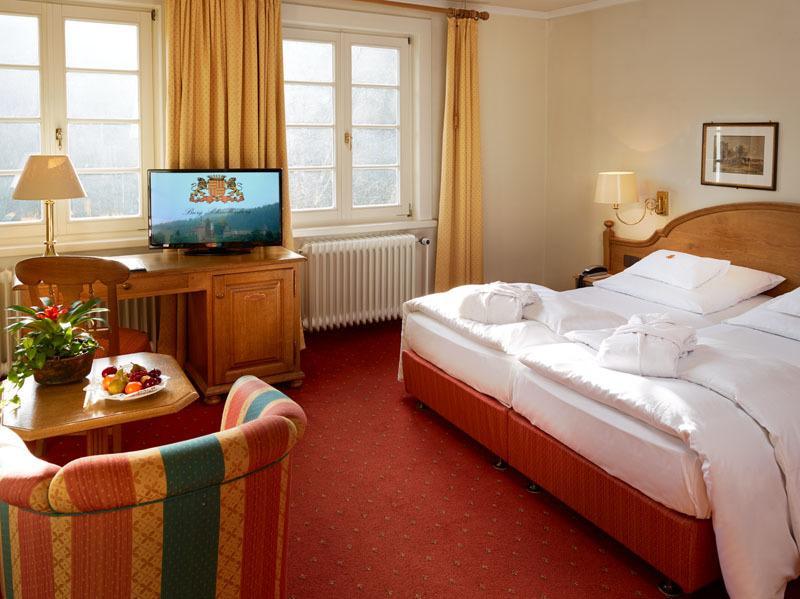 Hotel Und Restaurant Burg Schnellenberg Attendorn Luaran gambar