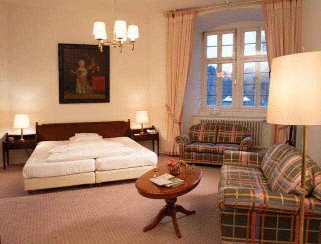 Hotel Und Restaurant Burg Schnellenberg Attendorn Luaran gambar