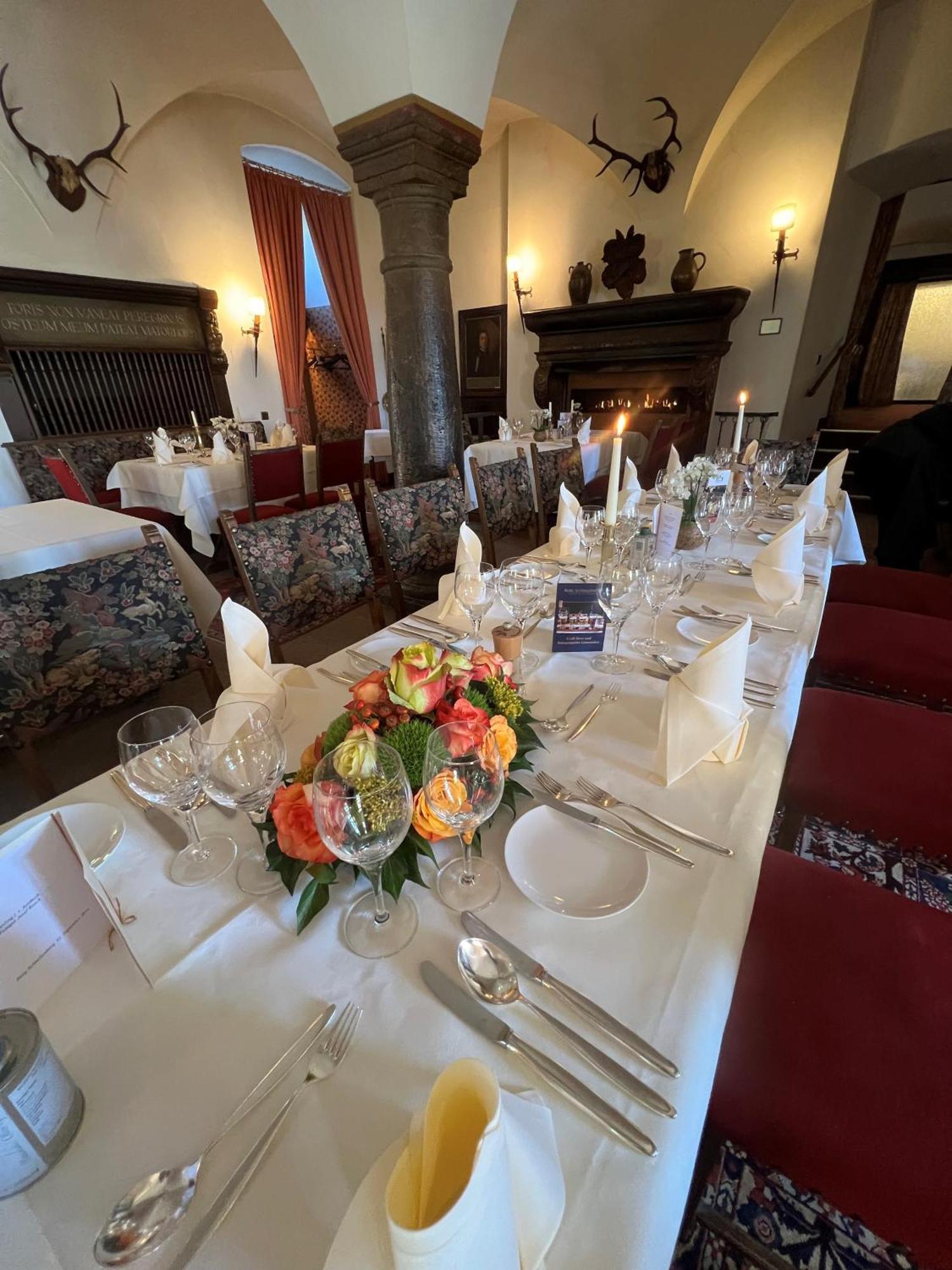 Hotel Und Restaurant Burg Schnellenberg Attendorn Luaran gambar